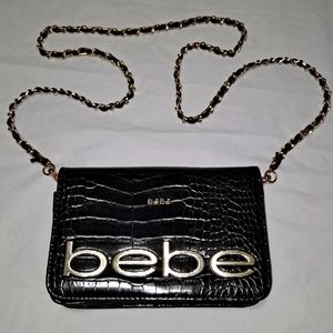 Bebe Crossbody Shoulder Bag Alligator Print Black & Gold MSRP $89